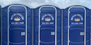 Portable Toilet Rental for Emergency Services in Farmersville, TX